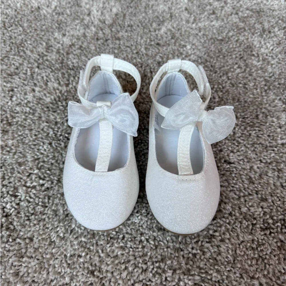 Girls Dress Shoes Bundle Black Mary Jane & White Bow Flats Size 5